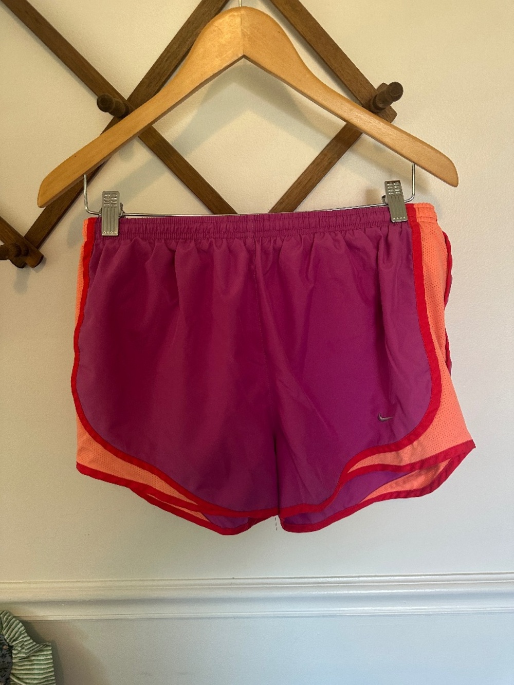 Nike Dri-FIT Pink Purple Running Shorts M
